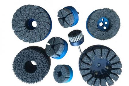 選擇傲群圓盤刷，輕松應對工業去毛刺挑戰